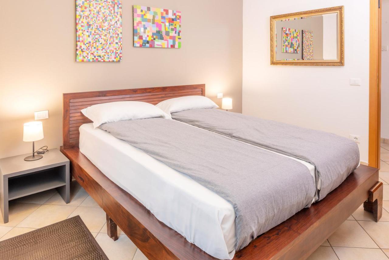 Residence Campana Bardolino Bagian luar foto