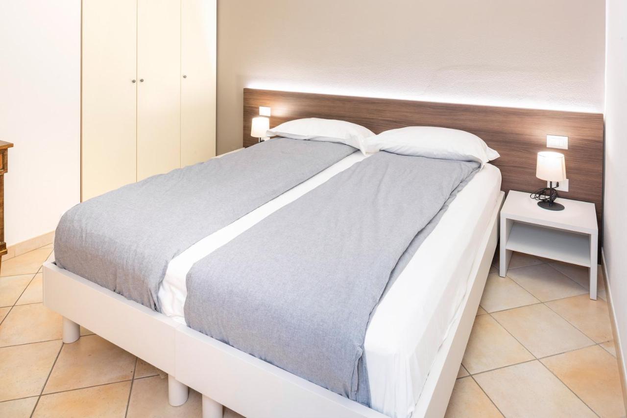 Residence Campana Bardolino Bagian luar foto