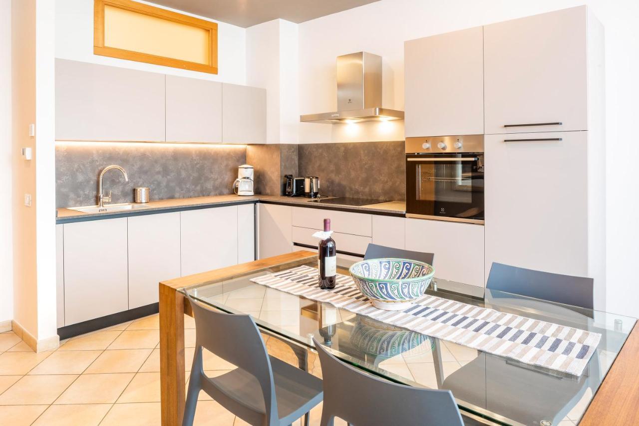 Residence Campana Bardolino Bagian luar foto