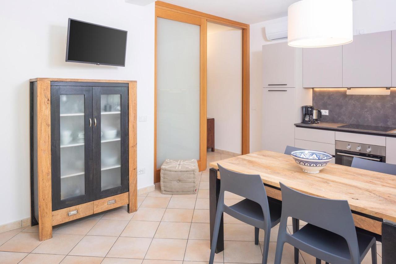 Residence Campana Bardolino Bagian luar foto