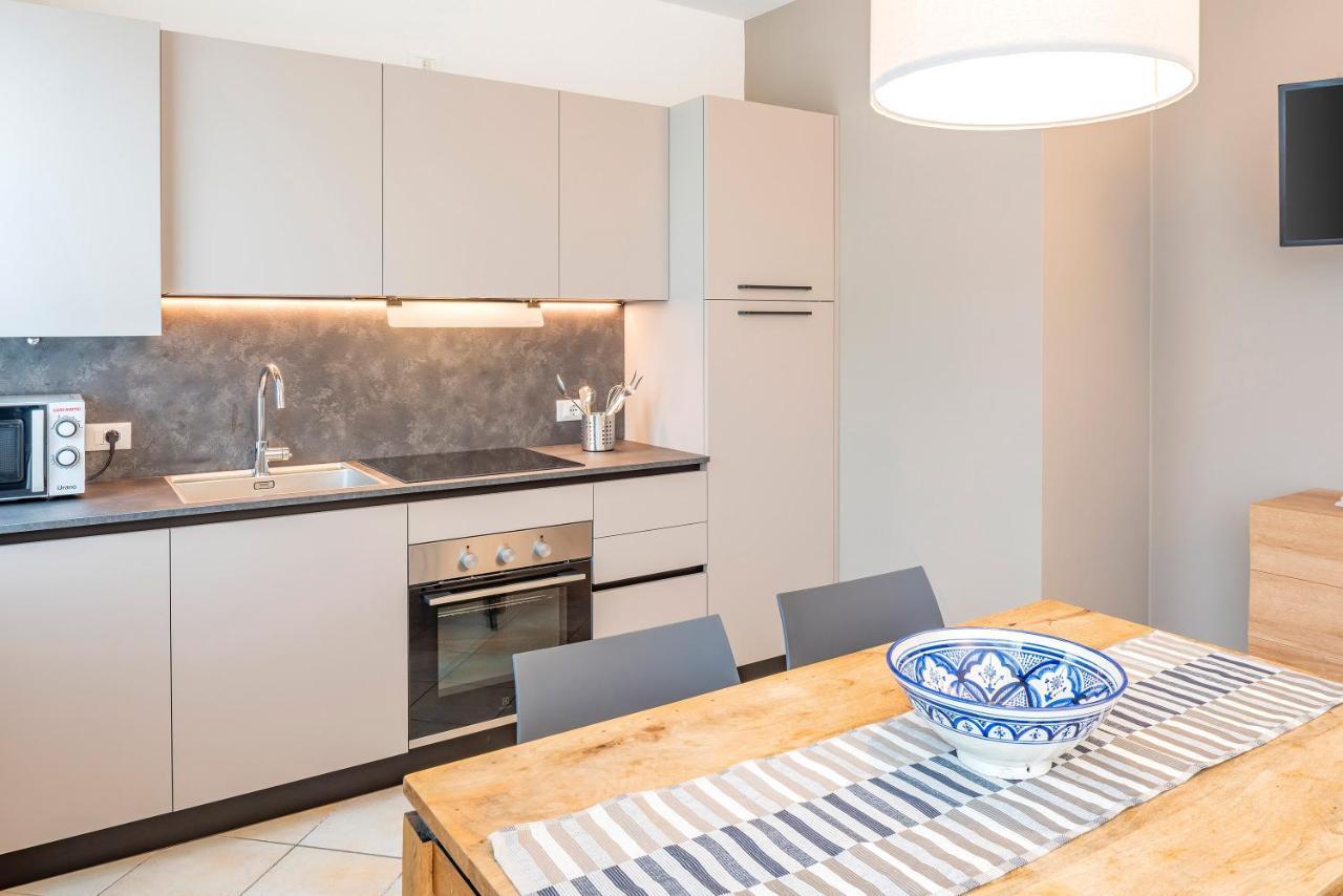 Residence Campana Bardolino Bagian luar foto