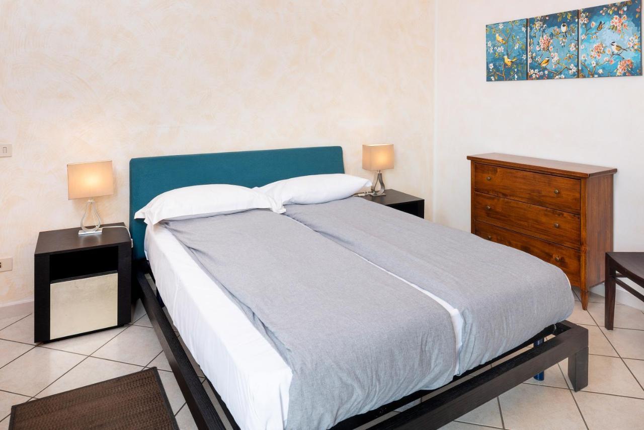 Residence Campana Bardolino Bagian luar foto