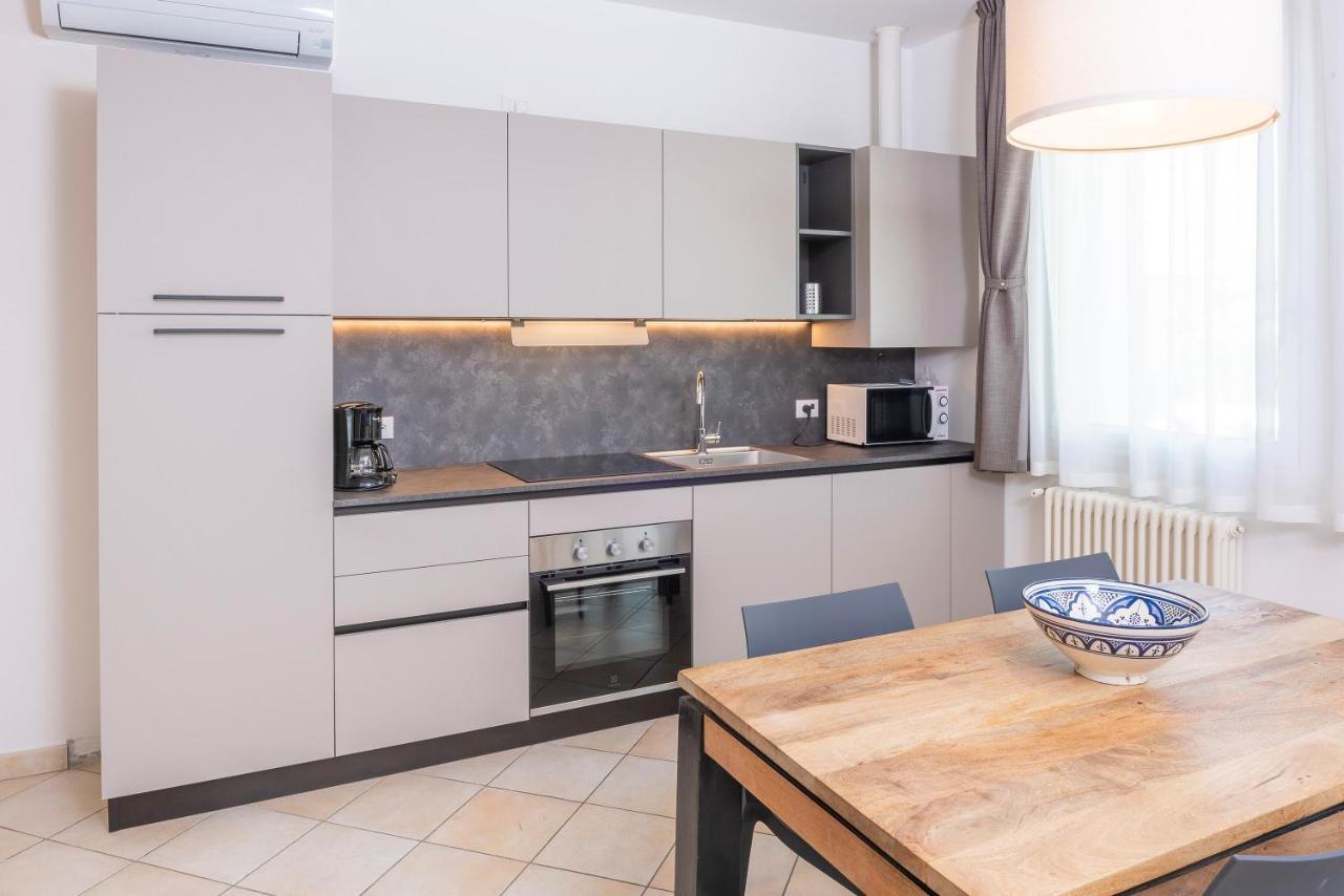 Residence Campana Bardolino Bagian luar foto